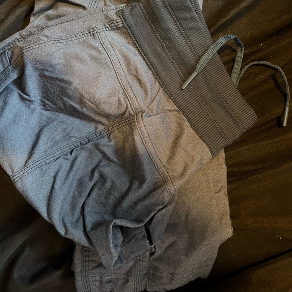 Gray Northface Pants - Picture 2 of 3